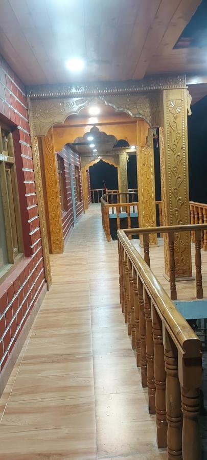 Hotel Royal Hillcrest Harsil Dış mekan fotoğraf