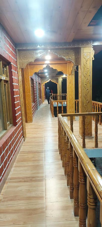 Hotel Royal Hillcrest Harsil Dış mekan fotoğraf
