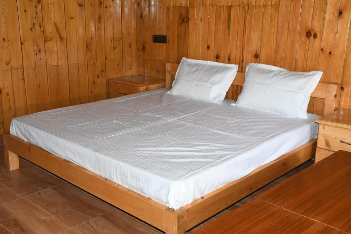 Hotel Royal Hillcrest Harsil Dış mekan fotoğraf